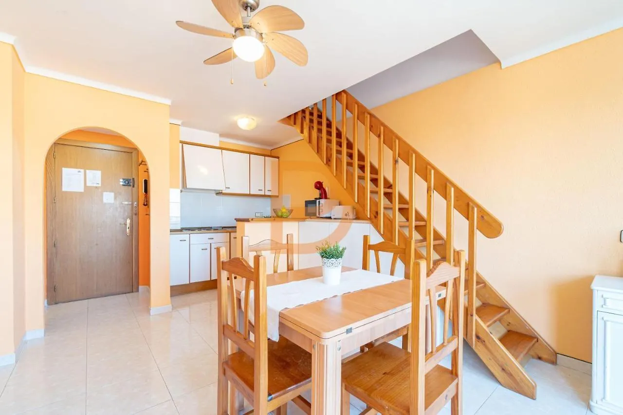 Cozy Apartment In Empuriabrava 5 Minute Walk From The Sea