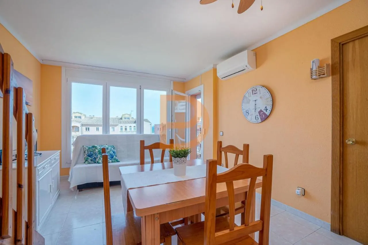 Cozy Apartment In Empuriabrava 5 Minute Walk From The Sea 0*,